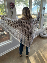 Load image into Gallery viewer, Shawl / Scarf