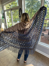 Load image into Gallery viewer, Shawl / Scarf